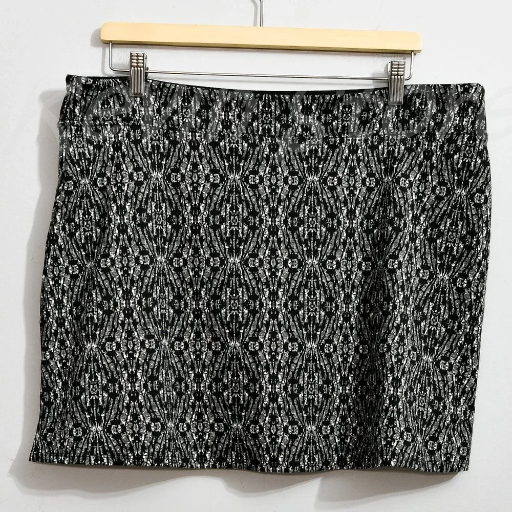 Tranquility by Colorado Clothing Ladies' Skort Black (‎ Rhombi Black )